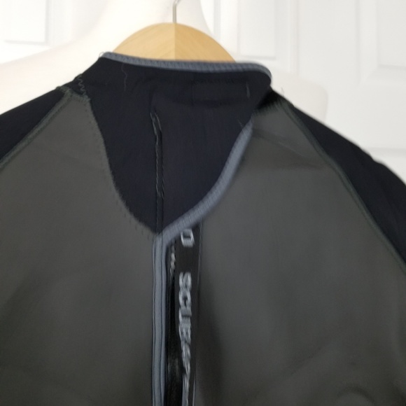 Scubapro 3MM Silverskin Wetsuit - Size S - Picture 7 of 8